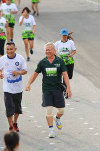 BIB: 645
                            <button type="button" onclick="openModal(3554828)" class="btn btn-primary btn-sm float-right btn-popup" data-toggle="modal" data-target=".modal-high-quality">
                        <i class="fas fa-shopping-cart"></i> Add to Cart
                    </button>
                                            <button type="button" onclick="isThisMe(3554828, true)" class="btn btn-success btn-sm float-right btn-popup btn-isme hidden" data-toggle="tooltip" data-placement="bottom" title="นี่คือรูปของคุณใช่ไหม คลิกที่นี่เพื่อเอาเข้าอัลบั้ม">
                        <i class="fas fa-plus"></i> Add to album
                    </button>
                    <button type="button" onclick="isThisMe(3554828, false)" class="btn btn-warning btn-sm float-right btn-popup btn-isnotme hidden">
                        <i class="fas fa-ban"></i> Remove from album
                    </button>